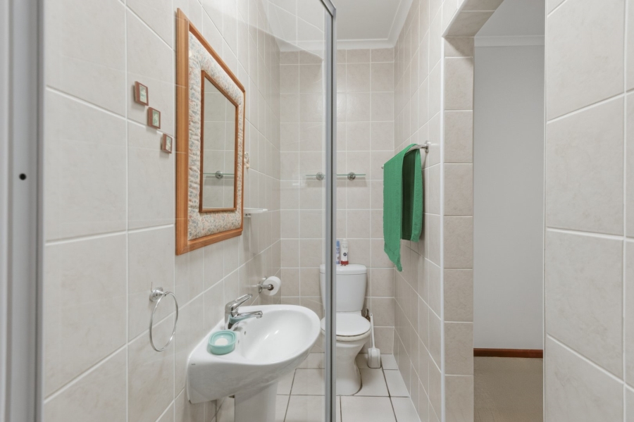 2 Bedroom Property for Sale in Admirals Park Western Cape